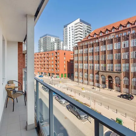 Aura 40, Sun & Snow Gdańsk