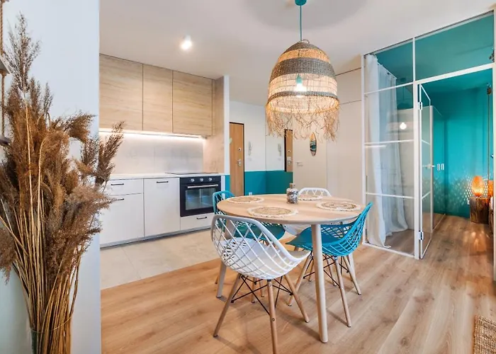 Aura 40, Sun & Snow Daire